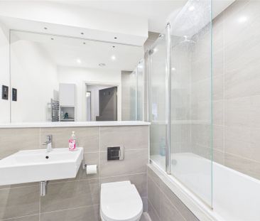 2 bedroom in The Picturehouse, Maidenhead - Photo 6