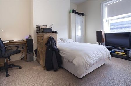 72 Fitzwilliam Street, Huddersfield, HD1 - Photo 3