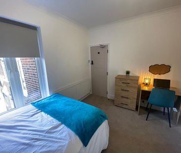 1 bedroom house of multiple occupation to rent - Photo 4