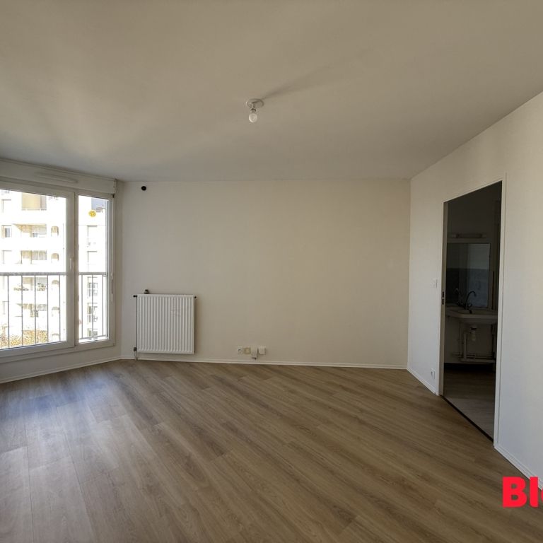 Location Appartement 1 pièce 28m² RENNES 35000 - Photo 1