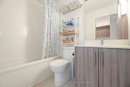 For Lease - 215 Veterans Drive Unit# 811, Brampton, Ontario - Photo 5