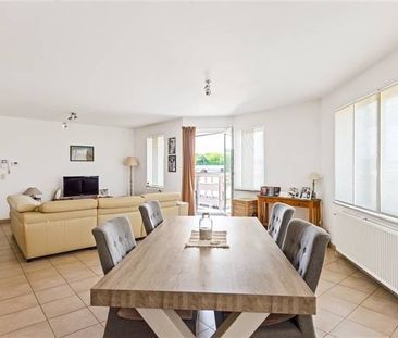 Appartement te huur - Photo 1