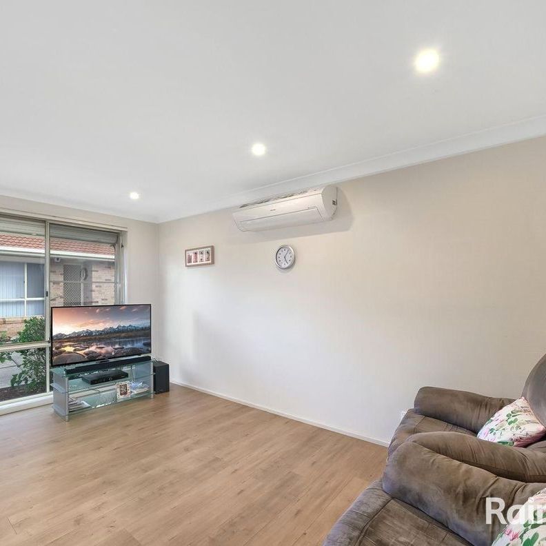 1/11 Park Street, Ingleburn, NSW 2565 - Photo 1