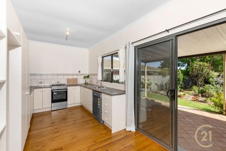 Three Bedroom Spacious Home - Photo 3