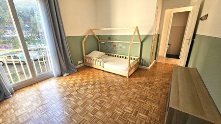 Location Appartement 4 pièces 93m² NICE 06200 - Photo 3