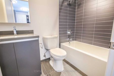 For Lease - 396 Highway 7 Road Unit# 703, Richmond Hill, Ontario - Photo 5