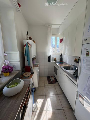 Subentrante per ampio appartamento di 2,5 locali a Muralto - Foto 3