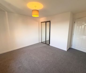 2 Bed, Flat - Photo 6