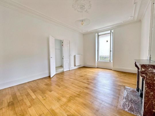 Location Appartement 4 pièces 96m² AUBENAS 07200 - Photo 1