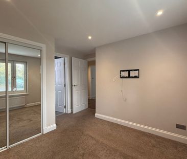 2 Bed Flat, Torridon Drive, PA4 - Photo 3