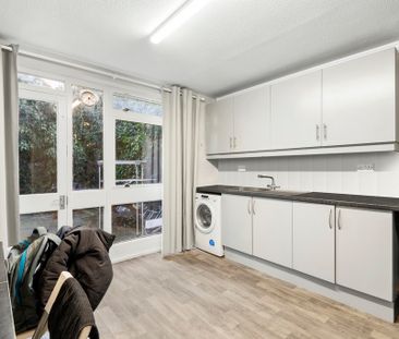 1 Bedroom House Share, Aisgill Avenue, London W14 - Photo 3
