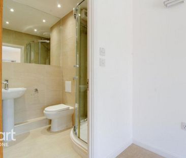 3 bedroom apartment to rent - Photo 5