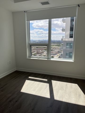 For Lease - 2851 Highway 7 Road Unit# Tower A 2406, Vaughan, Ontario - Photo 2