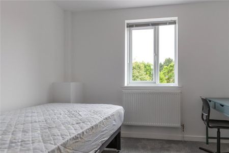 6 bedroom semi-detached house to rent - Photo 5