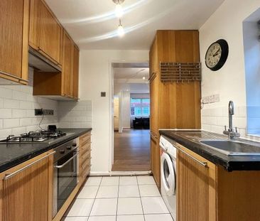 Aldworth Road, Stratford E15, Property for rent - Photo 2