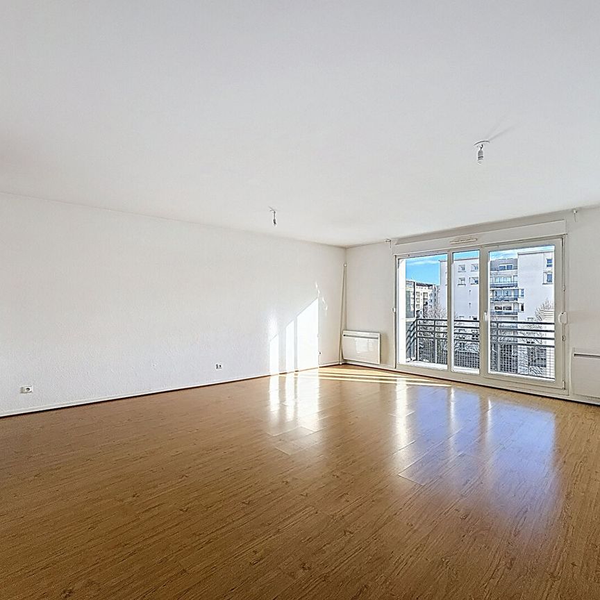 Appartement à louer - REIMS - Photo 1