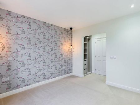 3 bedroom detached house to rent - Photo 2