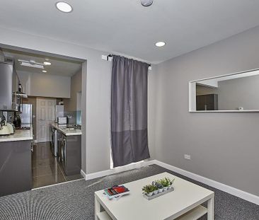 4 bedroom terraced house to rent - Photo 2