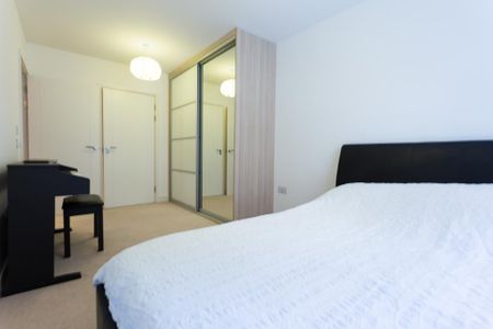 2 bedroom apartment to rent - Photo 4