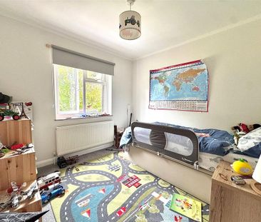 3 bedroom detached house to rent - Photo 5