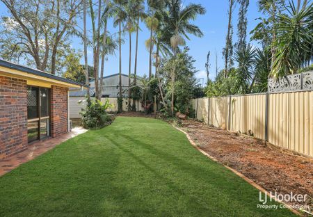 Charming 4-Bedroom Property in Kallangur - Photo 2