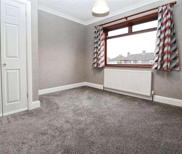 Rush Green Road, Romford, Essex, RM7 - Photo 4