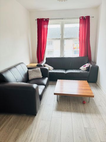 Room in a Shared Flat, Craigpark Dr, G31 - Photo 2