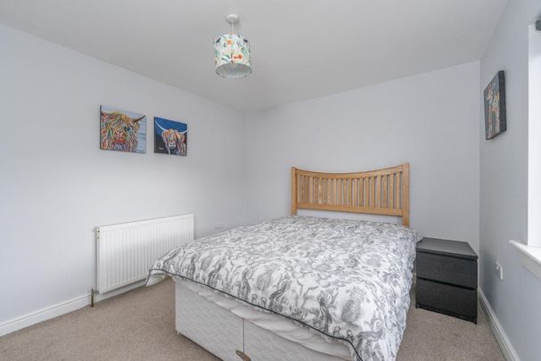 3 bedroom semi-detached house to rent - Photo 1
