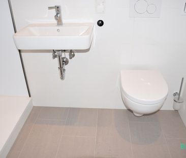 Charme-Flair-Großzügigkeit - Beim Hamerlingplatz - Top Altbauwohnung! - Photo 6
