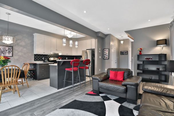 For Lease - 90 Palacebeach Trail, Hamilton, Ontario - Photo 1