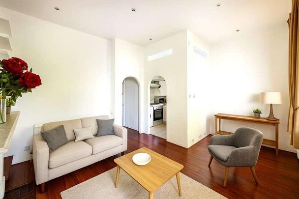 Ladbroke Grove, London, W10 - Photo 1