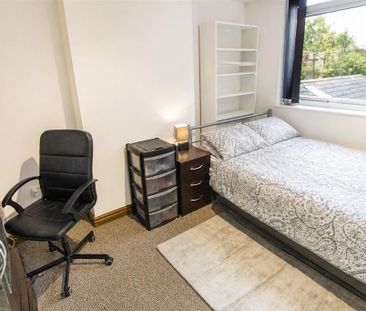 7 bedroom house to rent - Photo 3