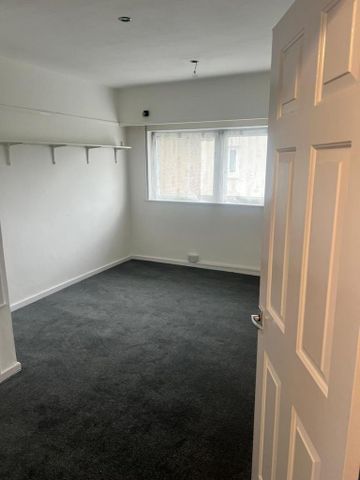 3 bedroom detached house to rent - Photo 5