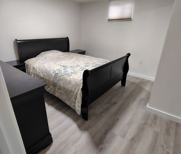 For Lease - 70 Orsett Street, Oakville, Ontario - Photo 5