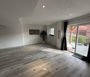 For Lease - 196 Colesbrook Road, Richmond Hill, Ontario - Photo 4