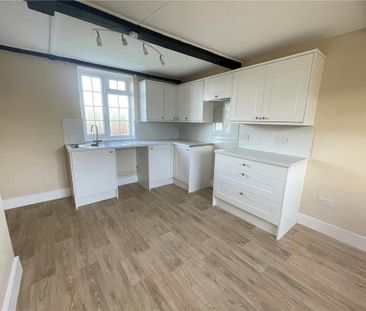 2 bedroom end of terrace house to rent - Photo 6