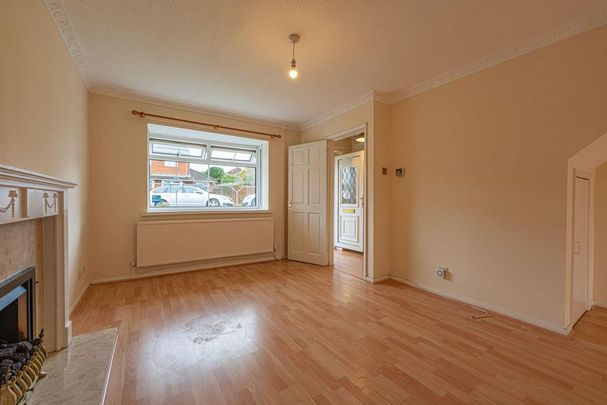3 bedroom semi-detached house to rent - Photo 1