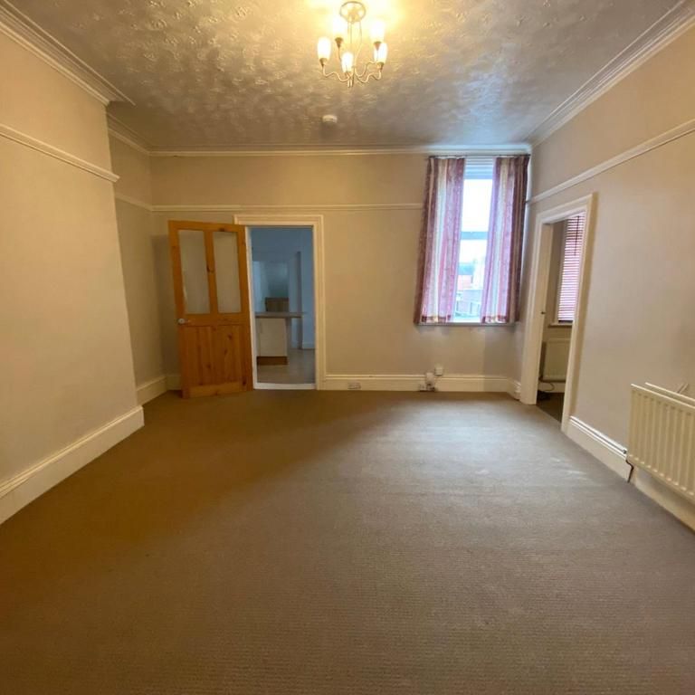 3 bedroom apartment to rent - Photo 1