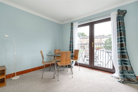 Flat 1/1, 62 Ferry Road - Photo 2