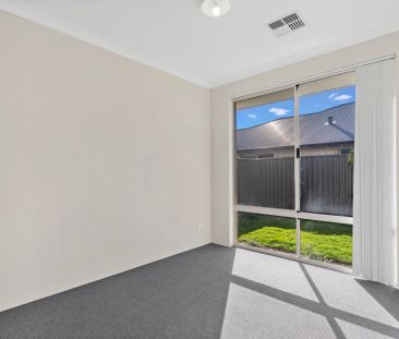 Modern Comfort Meets River Lifestyle - Stunning 4x2 Family Home! - Photo 1