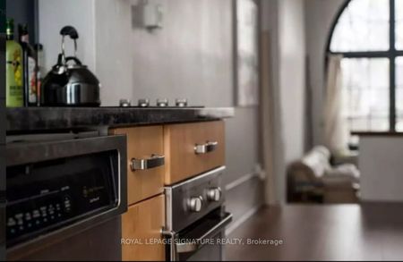 Evening Telegram Lofts , #201 - Photo 2