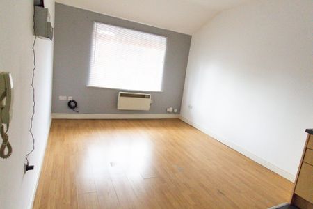 1 Flat C Hermit Street Sincil Bank, Lincoln, Lincolnsire, LN5 8EF - Photo 4