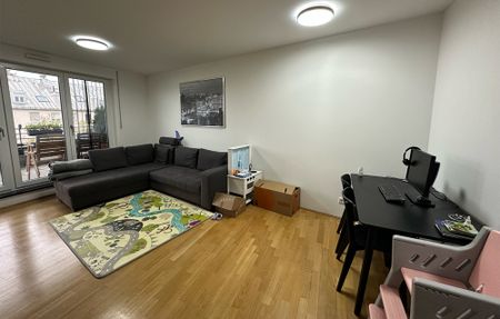 Attraktive 3-Zi. DG-Wohnung mit ca. 86m² Wfl. Dachterrasse & Tiefgarage in München Ramersdorf - Photo 3