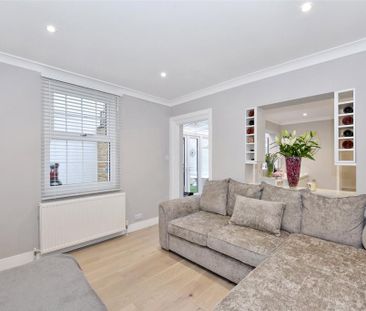 2 bedroom semi-detached house to rent - Photo 4