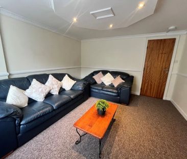 178 Morrison Drive, Aberdeen AB10 7HD - Photo 1