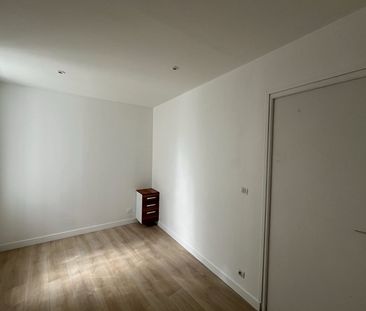 Location Appartement 1 pièce 36m² LILLE 59000 - Photo 4