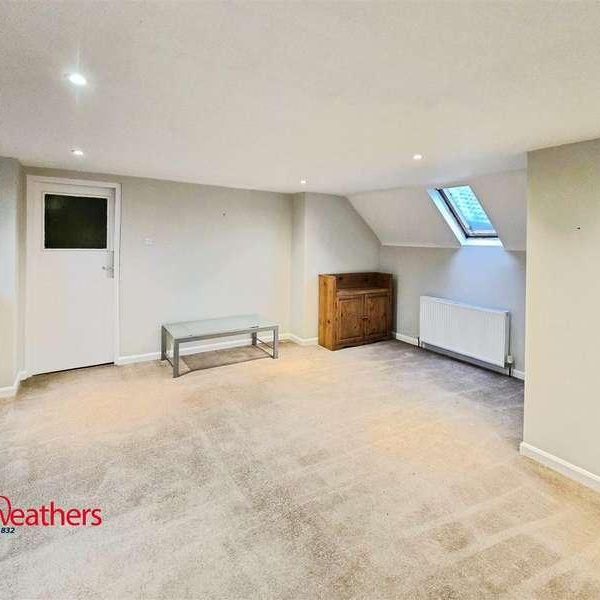 Wiseton Stables, Wiseton, DN10 - Photo 1