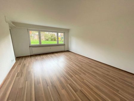 Moderne 4.5 Zimmer Parterre Wohnung in Biel! - Foto 5