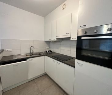 Mooi appartement met 2 slpk, autostpl én kelderberging ! - Foto 6