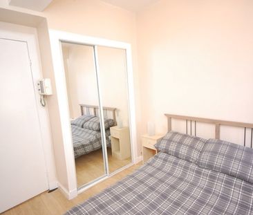 Crown Street, Flat 3, - Photo 5